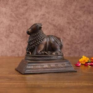 Vintage Brass Nandi Sculpture | 6" x 6.5" x 4.5" | 1.66 kg | Antique Finish | Traditional Hindu Temple Bull Art | Compact Sacred Decor | Jaipurio